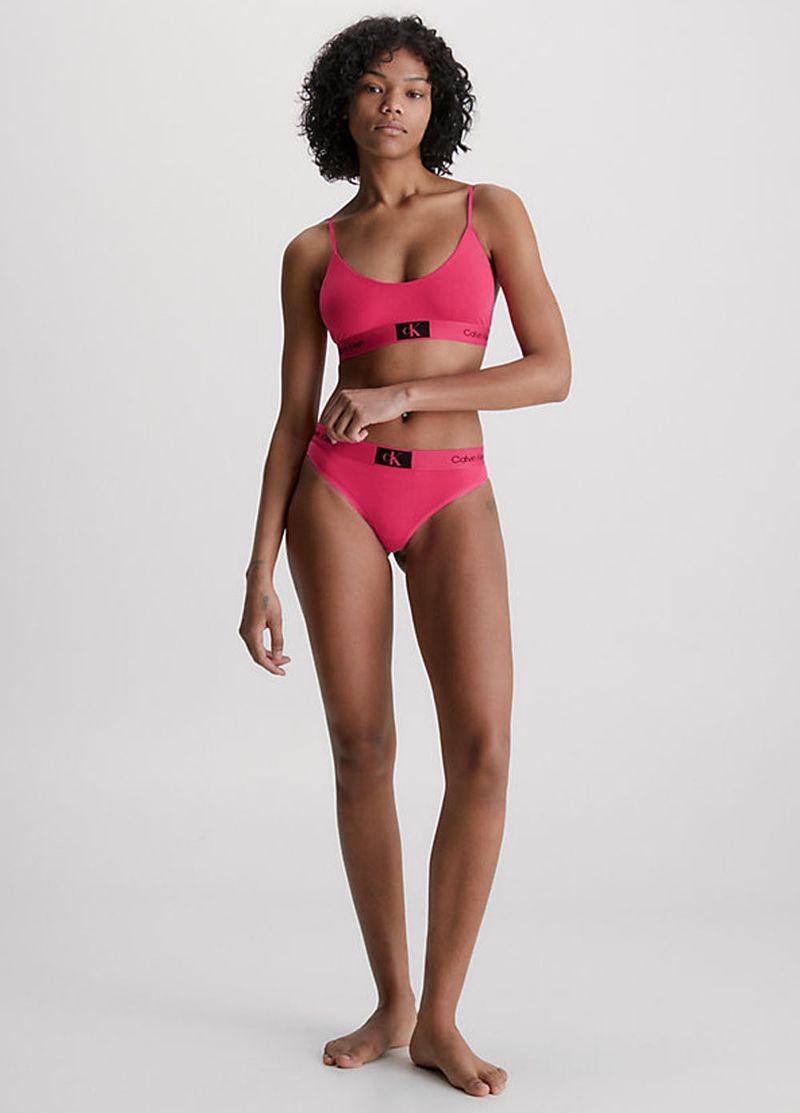 Calvin-Cerise-1