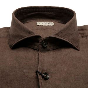 Camicia tailor fit marrone in lino