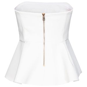 Top scollato con maxi balza