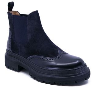 Buttero ankle boot with stitching