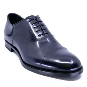 Leather Oxford lace-up