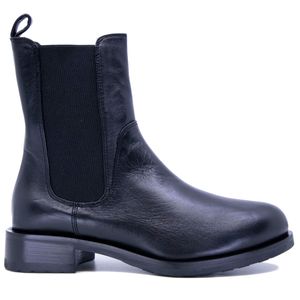 Nappa leather ankle boot with elastic bands