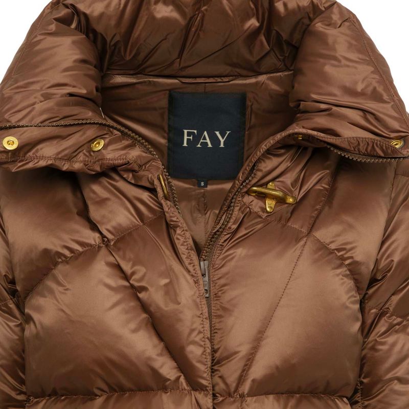 DONNA-FAY-GIUBBOTTI-1501453