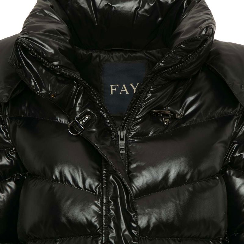 DONNA-FAY-GIUBBOTTI-1501454