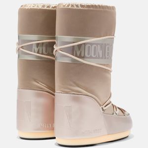 Icon Glance boot in satin