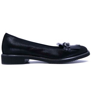 Black ballet flat with fringes and chain