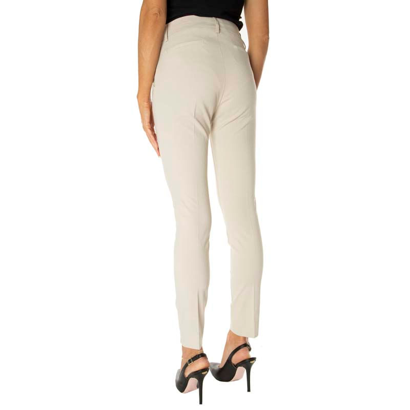 DONNA-ESSENZIALE-CLASSICI-1467437