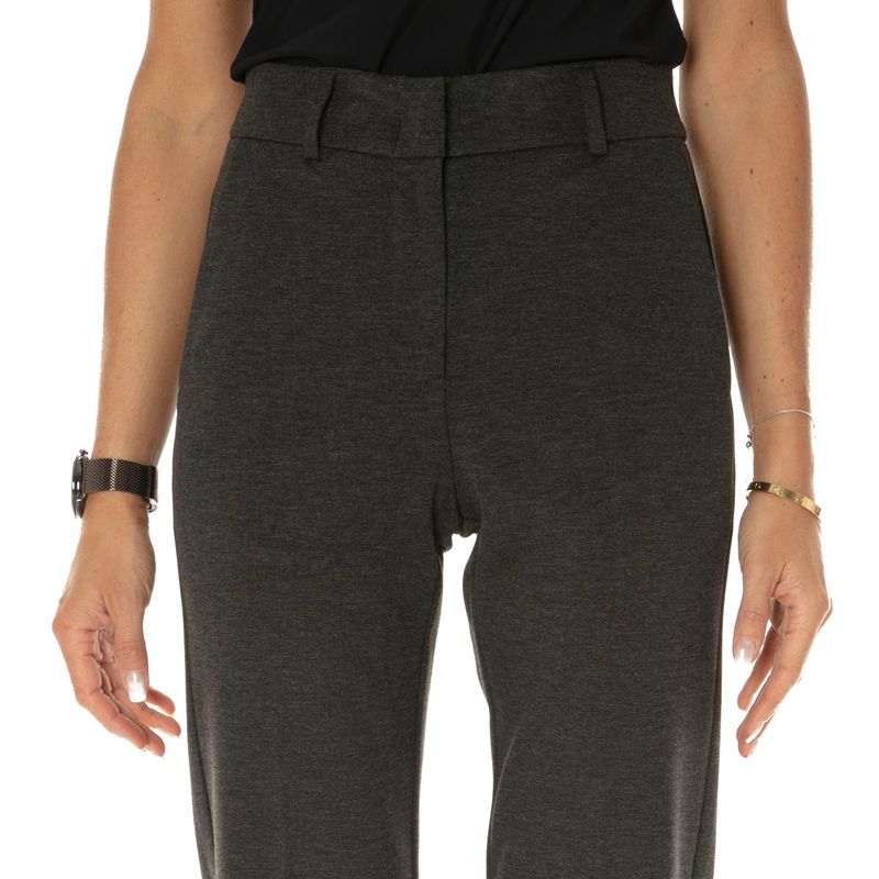 DONNA-ESSENZIALE-CLASSICI-1526652