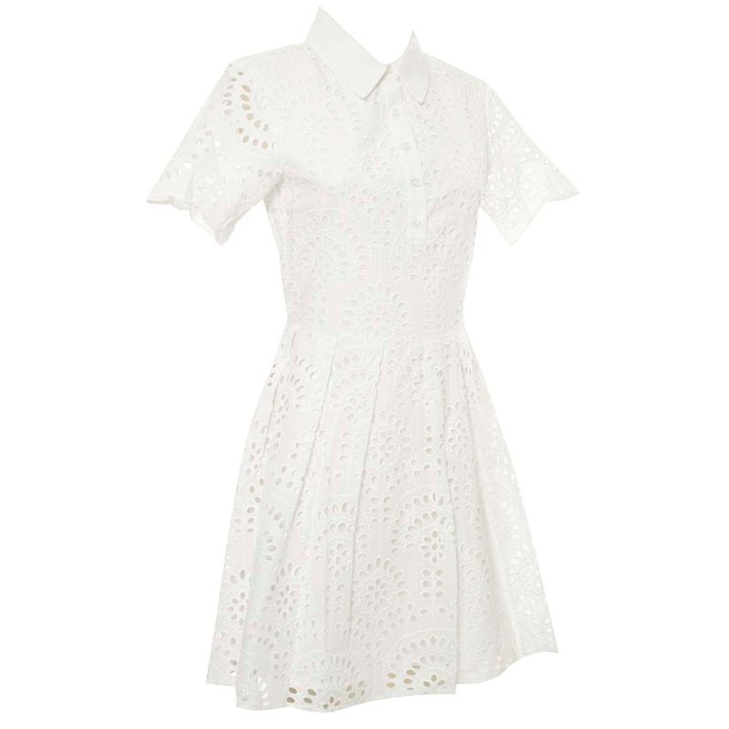 DONNA-SILVIAN-HEACH-ABITI-CORTI-1530343