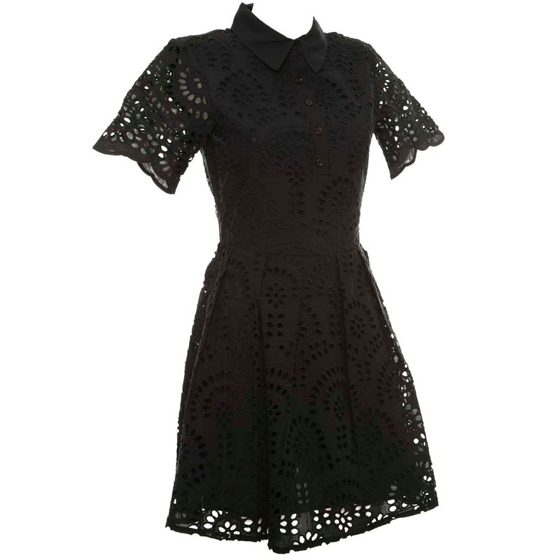 DONNA-SILVIAN-HEACH-ABITI-CORTI-1530343