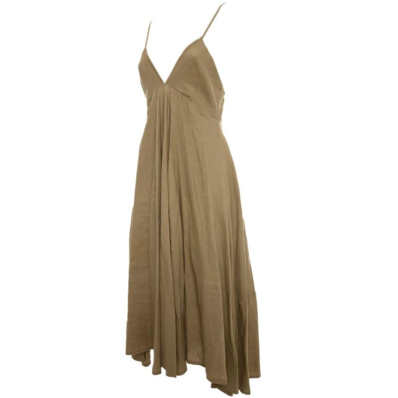 DONNA-SILVIAN-HEACH-ABITI-CORTI-1530351
