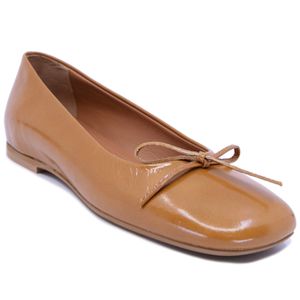 Leather ballerina with bow