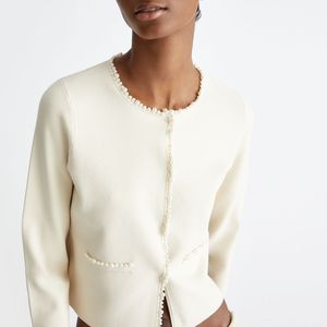 Knitted cardigan with pearls