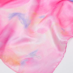 Stole in printed fluid fabric