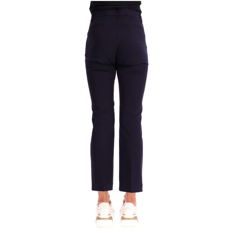 DONNA-ESSENZIALE-CLASSICI-1541854