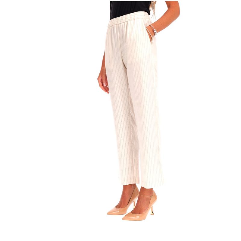DONNA-ESSENZIALE-CLASSICI-1545861