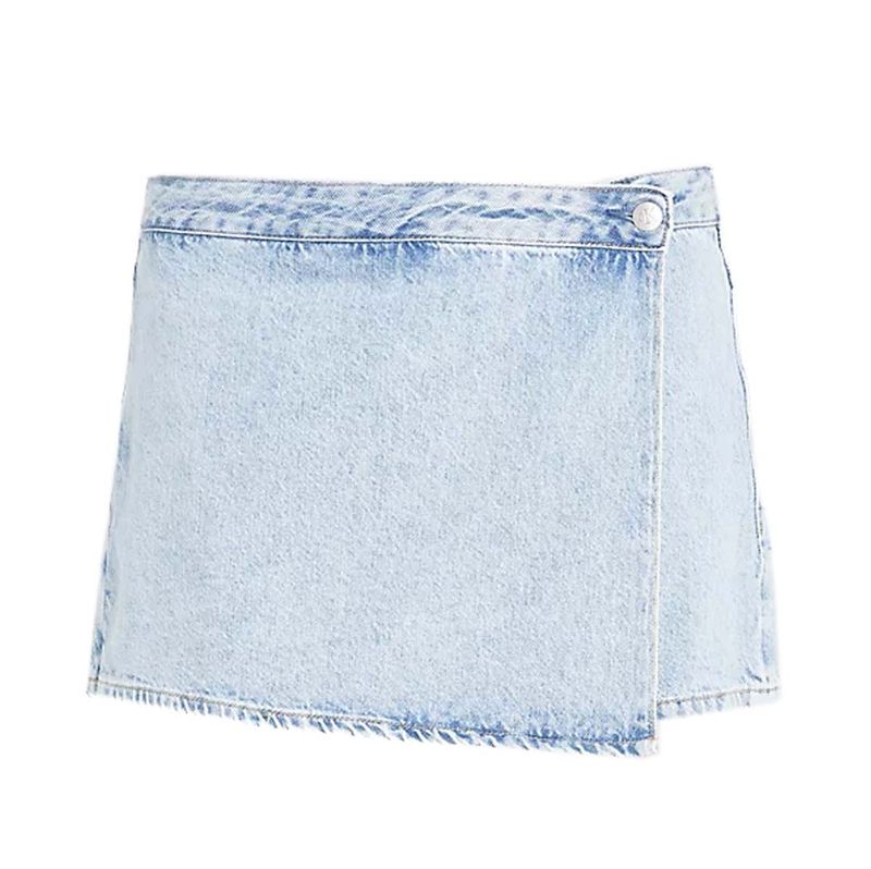 DONNA-CALVIN-KLEIN-SHORTS-1528624