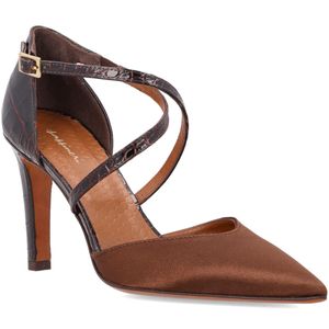 Brown pump with satin tip