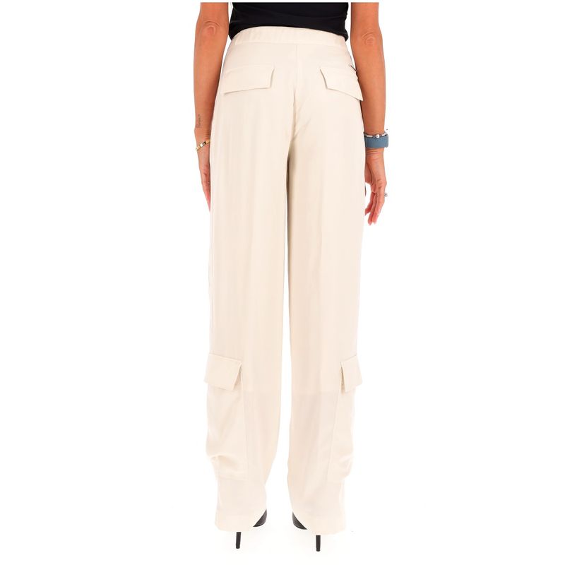 DONNA-CALVIN-KLEIN-2-USCITA-CLASSICI-1538574