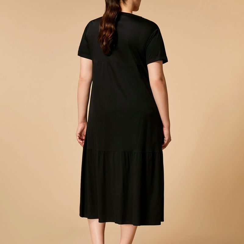 DONNA-MARINA-RINALDI-ABITI-CORTI-1523839
