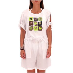 White T-shirt with heart print