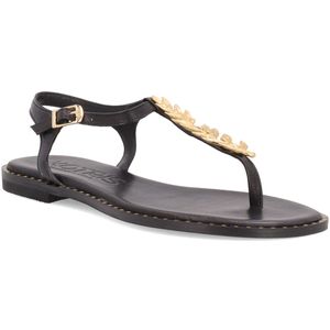 Leather sandals with olive leaves