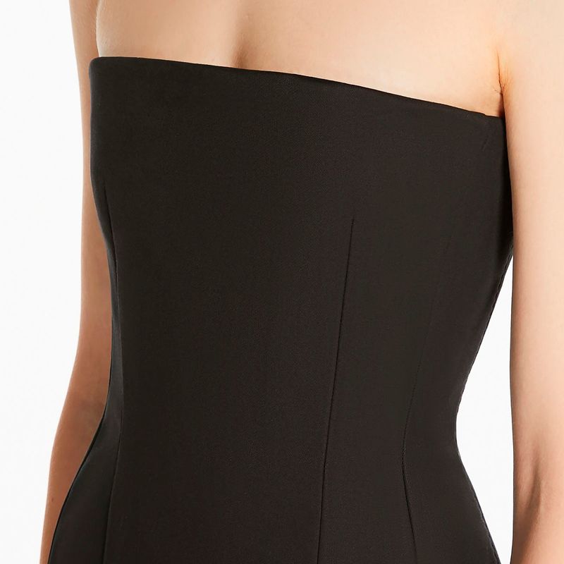 DONNA-MAX-MARA-ABITI-CORTI-1523383