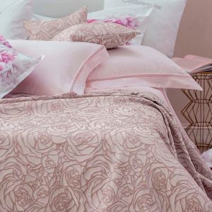 Dalida quilt 270x265