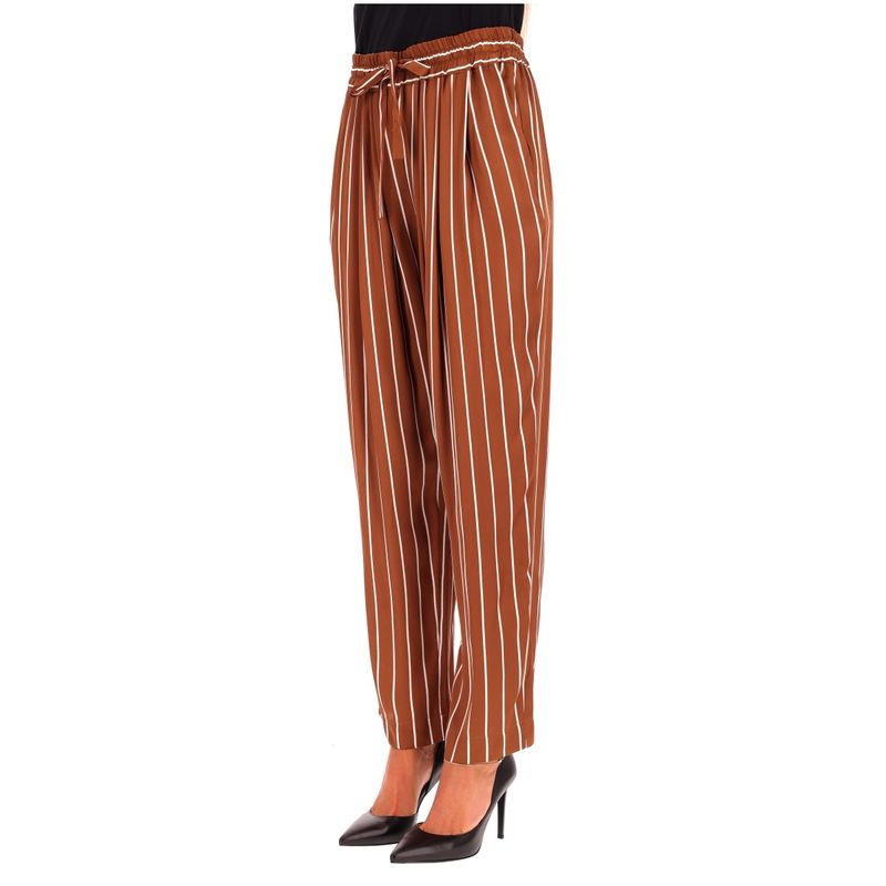 DONNA-SEMICOUTURE-PRE-COLLEZIONE-CLASSICI-1526169