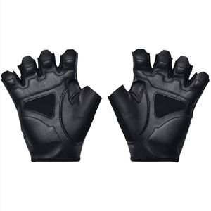 Black training gloves