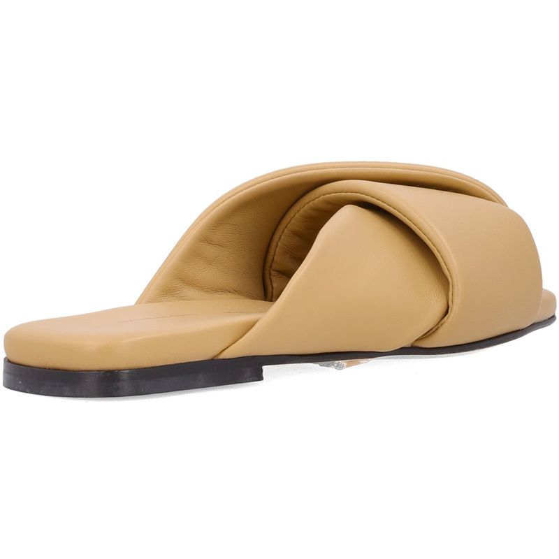 CALZATURE-LIVIANA-CONTI-ABITI-CORTI-1526358