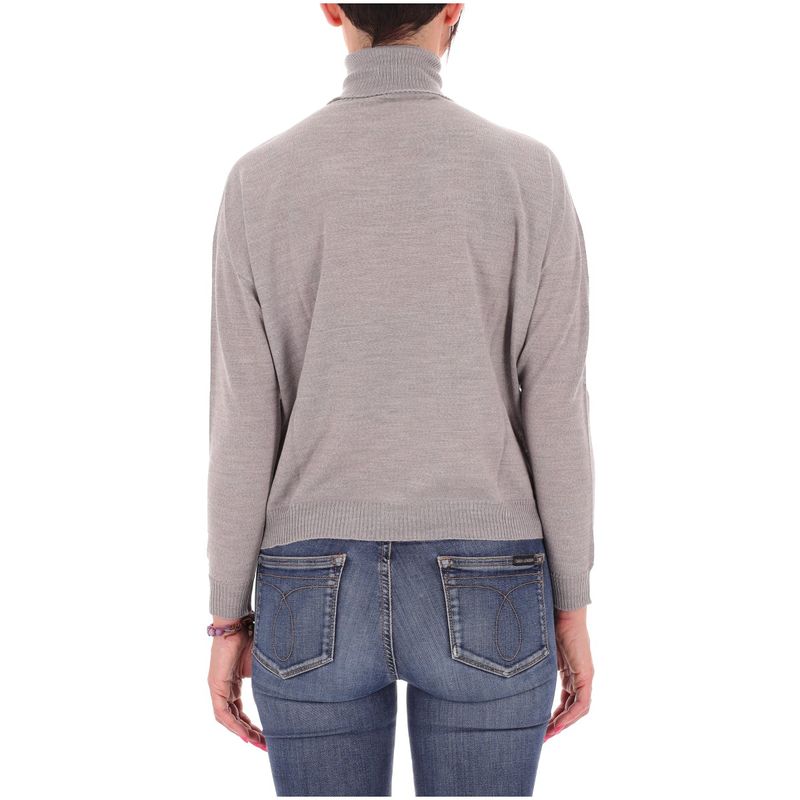 DONNA-ESSENZIALE-CARDIGAN-1543687