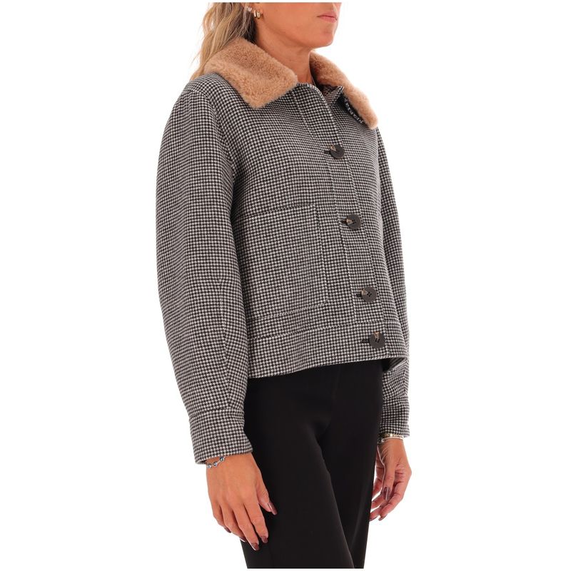 DONNA-MARELLA-GIUBBOTTI-1535260