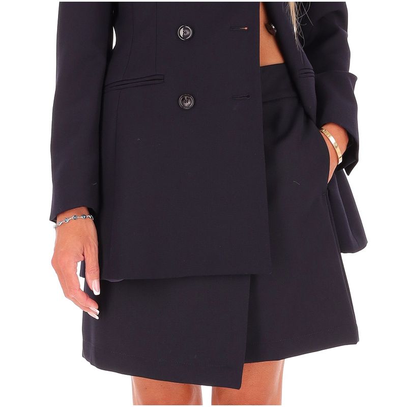DONNA-MARELLA-GONNE-CORTE-1539126