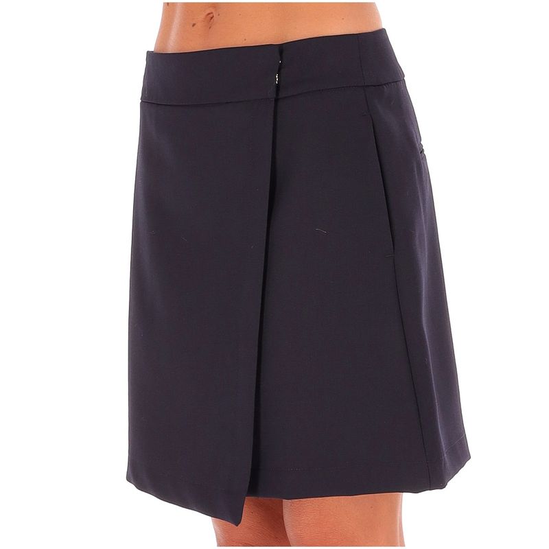 DONNA-MARELLA-GONNE-CORTE-1539126