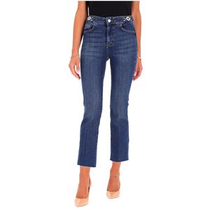 Blue jeans with chain detail