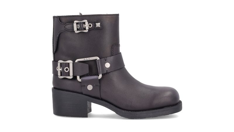 Ash Black Texas Boot on Arteni