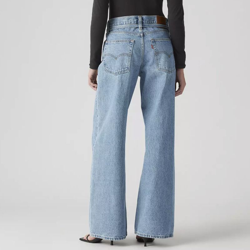 DONNA-LEVI-S-JEANS-1535703