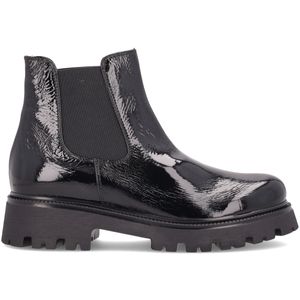 Black ankle boot in shiny leather