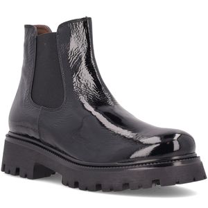 Black ankle boot in shiny leather