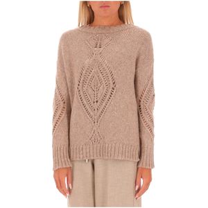 Sweater in wool and alpaca yarns