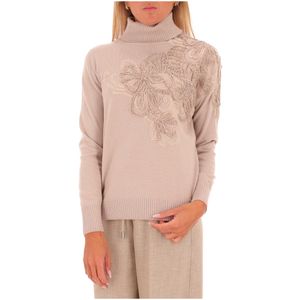 Beige cashmere sweater with embroidery