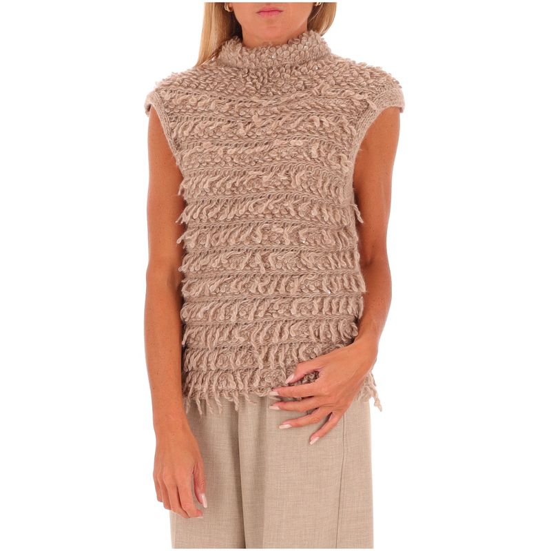 DONNA-D.EXTERIOR-ABITI-CORTI-1539921