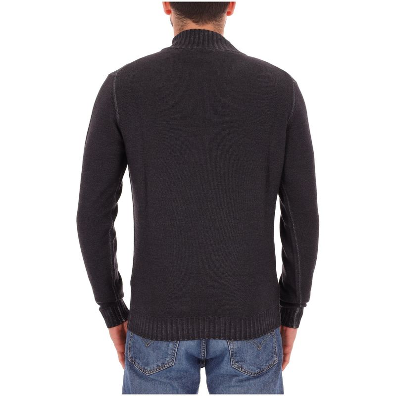 UOMO-FERRANTE-CASUAL-1548091