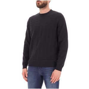 Crewneck wool sweater