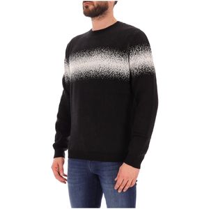 Merino wool sweater with chest design