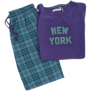 Cotton pajama set with writing on the chest