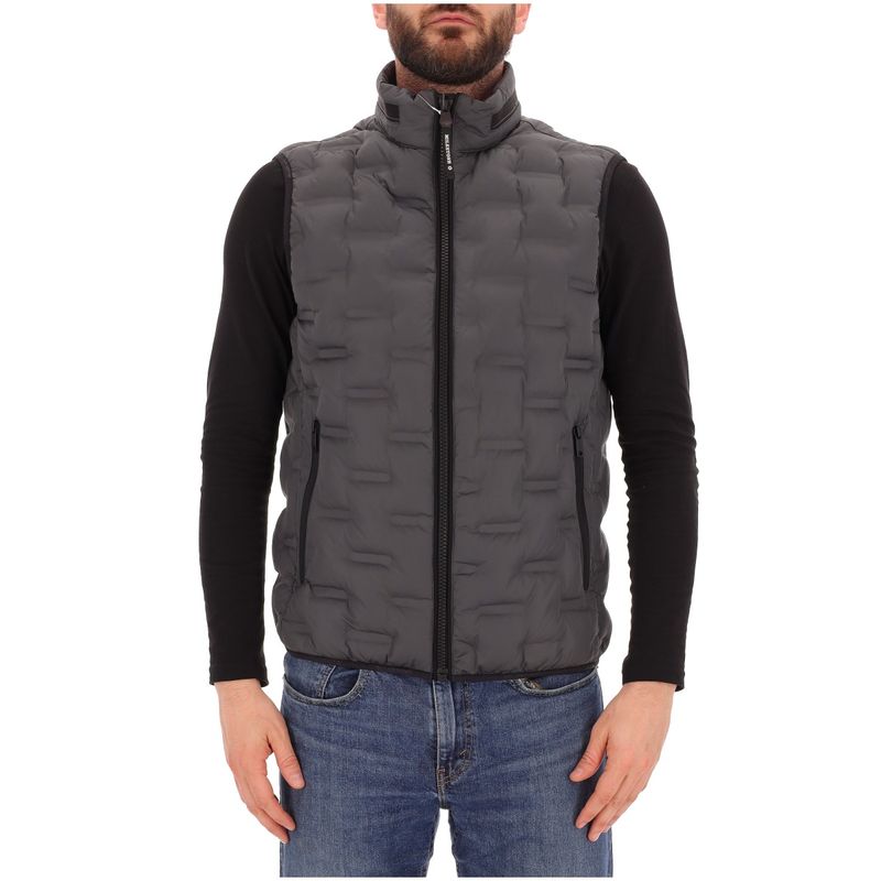 UOMO-MILESTONE-1540845
