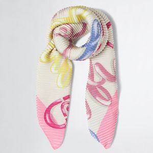 Pleated scarf with logo print