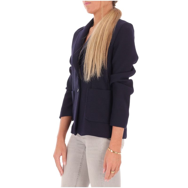 DONNA-MARELLA-GIACCHE-1548928